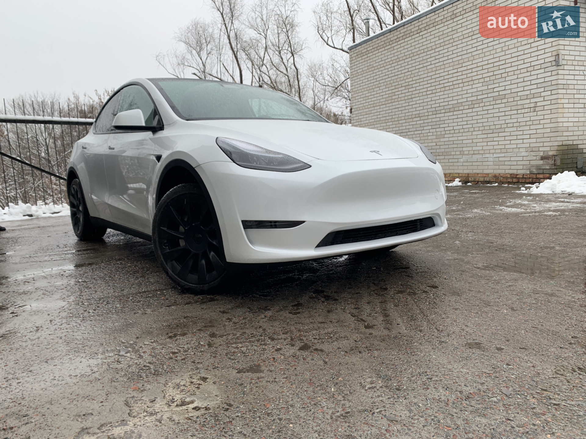 2022 Tesla Model Y - мініатюра 5