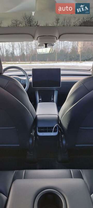 Внедорожник / Кроссовер Tesla Model Y 2020 в Киеве фото 7 Внедорожник / Кроссовер Tesla Model Y 2020 в Киеве