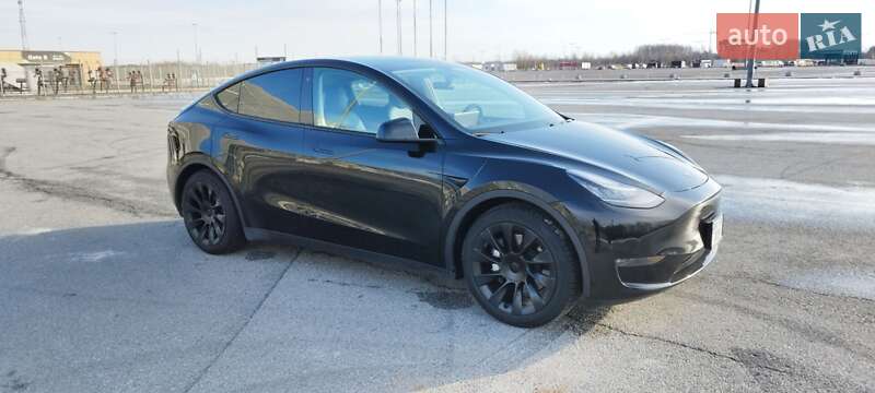 Внедорожник / Кроссовер Tesla Model Y 2020 в Киеве фото 12 Внедорожник / Кроссовер Tesla Model Y 2020 в Киеве