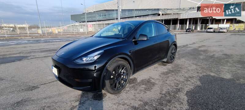 Внедорожник / Кроссовер Tesla Model Y 2020 в 