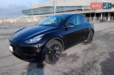Внедорожник / Кроссовер Tesla Model Y 2020 в 
