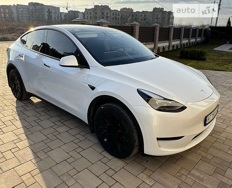 Внедорожник / Кроссовер Tesla Model Y 2023 в Ивано-Франковске фото 8 Внедорожник / Кроссовер Tesla Model Y 2023 в Ивано-Франковске