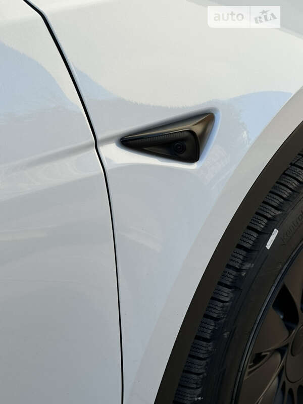 Внедорожник / Кроссовер Tesla Model Y 2023 в Ивано-Франковске фото 49 Внедорожник / Кроссовер Tesla Model Y 2023 в Ивано-Франковске