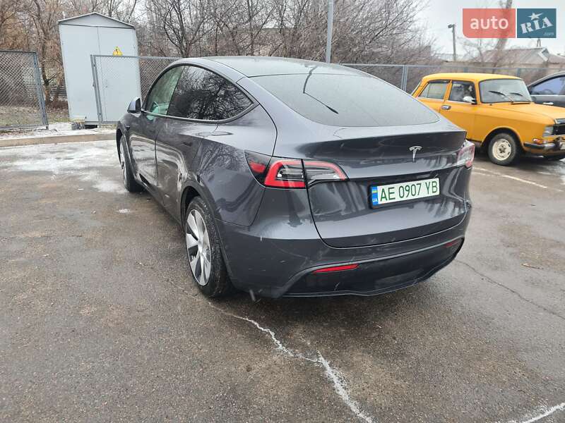 Внедорожник / Кроссовер Tesla Model Y 2021 в Новомосковске