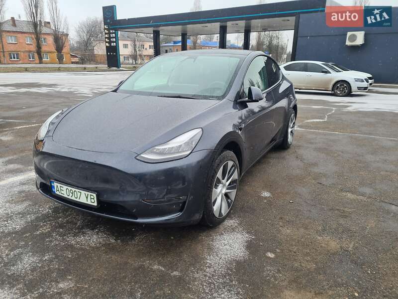 Внедорожник / Кроссовер Tesla Model Y 2021 в Новомосковске