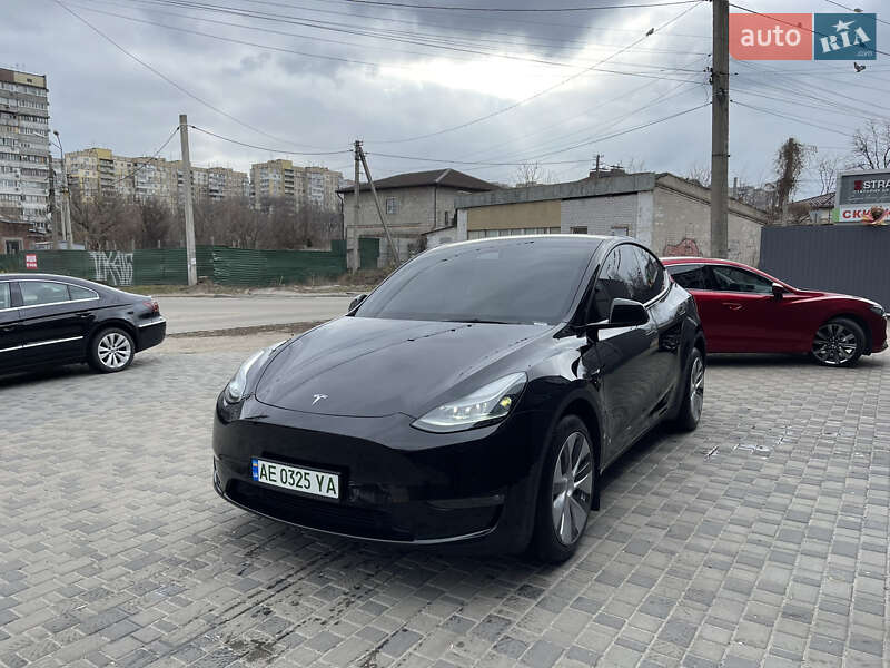 Внедорожник / Кроссовер Tesla Model Y 2022 в Днепре