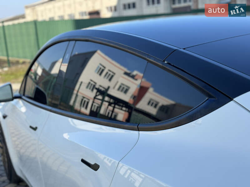 Внедорожник / Кроссовер Tesla Model Y 2021 в Виннице