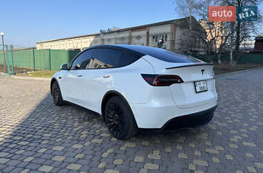 Внедорожник / Кроссовер Tesla Model Y 2021 в 