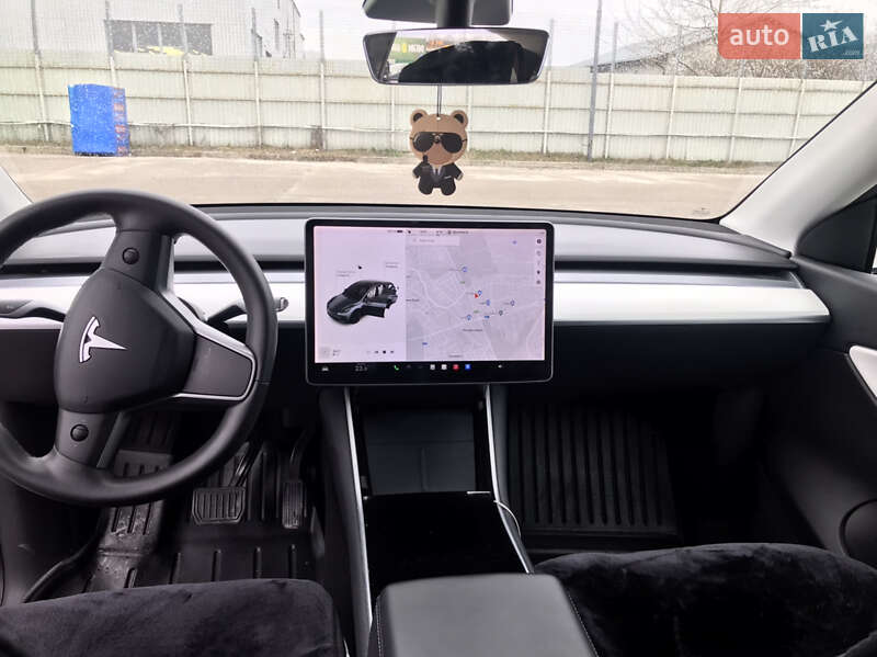 Внедорожник / Кроссовер Tesla Model Y 2020 в Львове