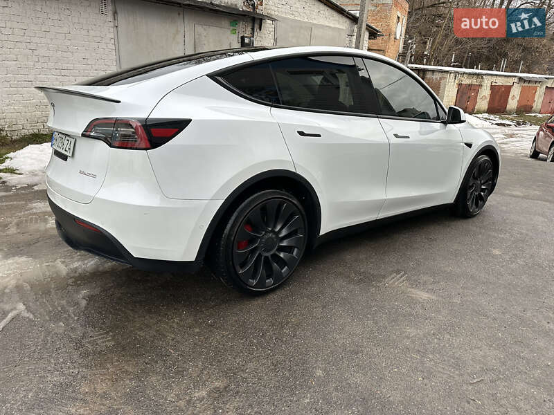 Внедорожник / Кроссовер Tesla Model Y 2022 в Сумах