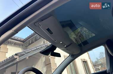 Внедорожник / Кроссовер Tesla Model Y 2023 в 