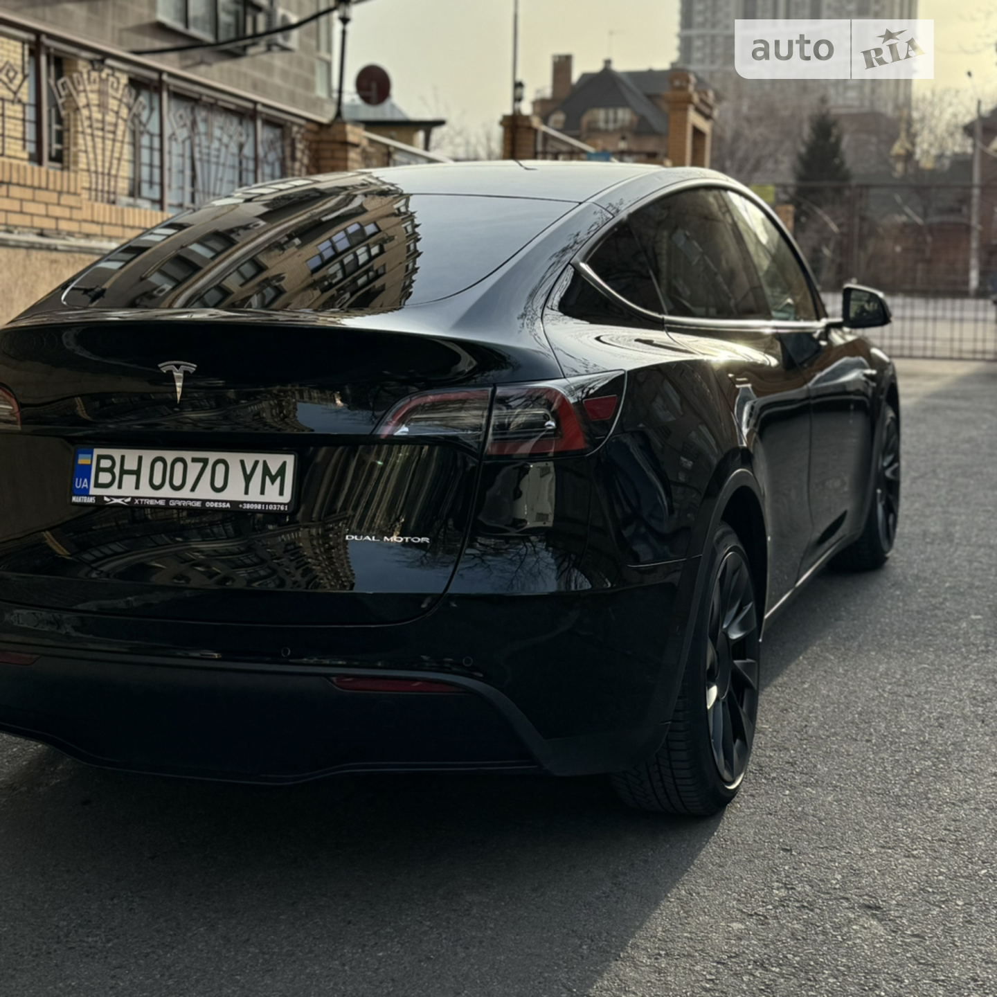 2022 Tesla Model Y - мініатюра 5