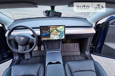 Позашляховик / Кросовер Tesla Model Y 2021 в Умані