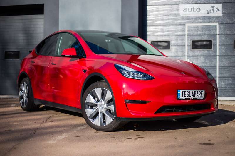 Внедорожник / Кроссовер Tesla Model Y 2022 в Киеве