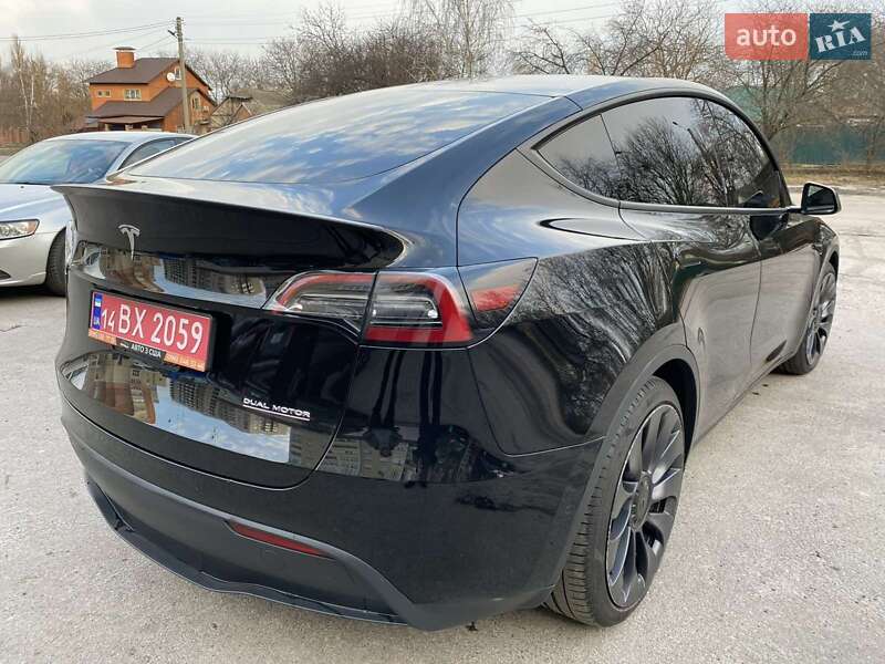 Внедорожник / Кроссовер Tesla Model Y 2022 в Полтаве
