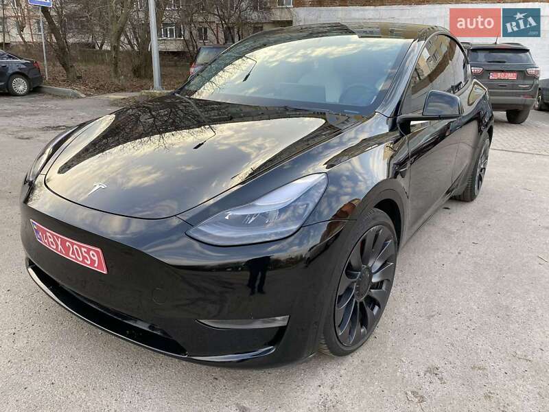 Внедорожник / Кроссовер Tesla Model Y 2022 в Полтаве