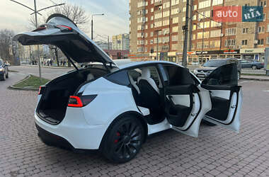 Внедорожник / Кроссовер Tesla Model Y 2022 в 