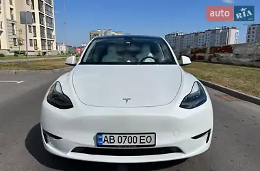 Tesla Model Y 2023
