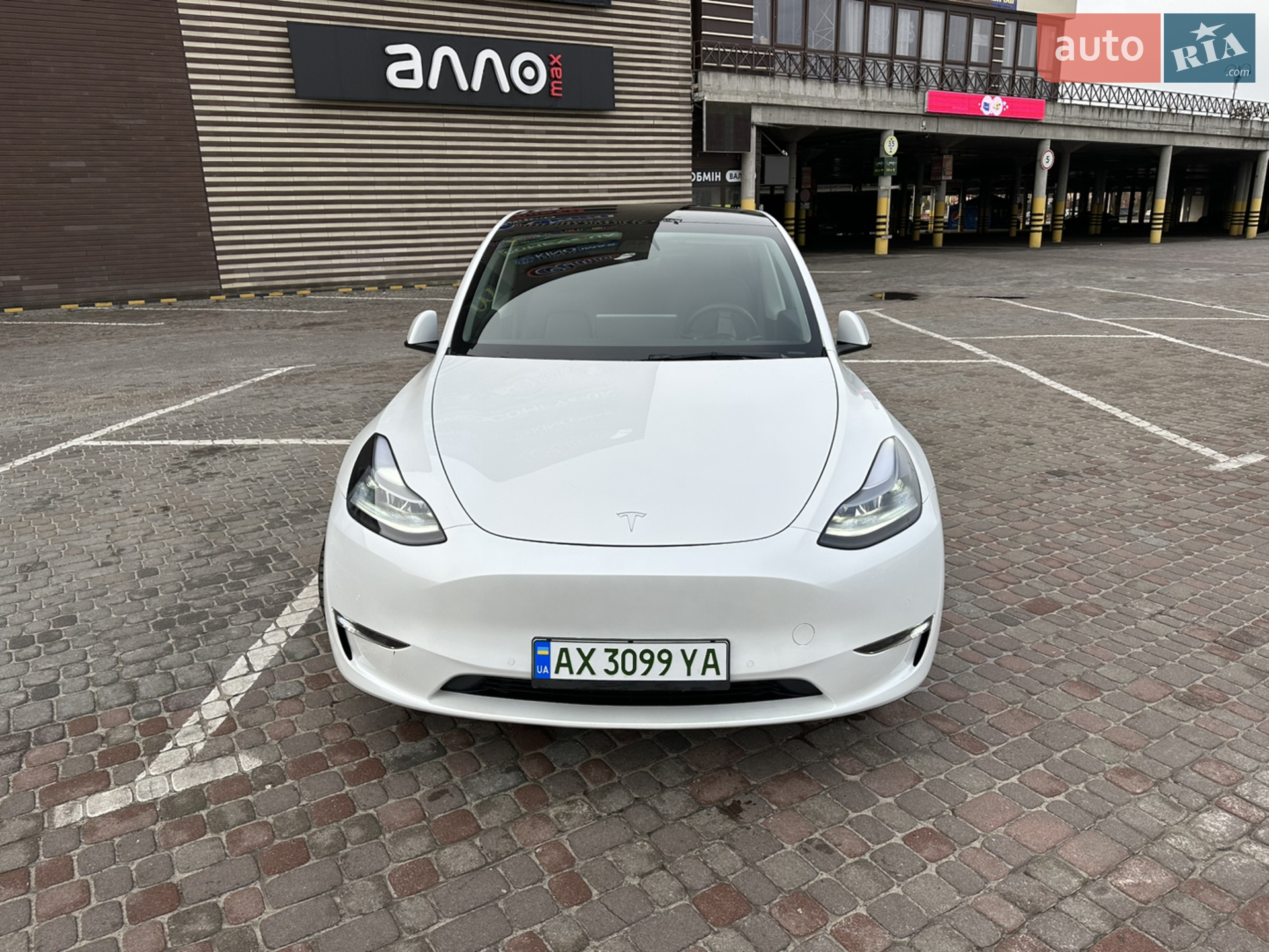 2021 Tesla Model Y - мініатюра 3
