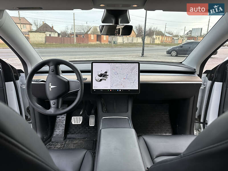 Внедорожник / Кроссовер Tesla Model Y 2021 в Харькове