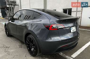 Внедорожник / Кроссовер Tesla Model Y 2022 в Киеве