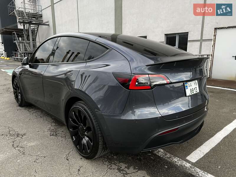 Внедорожник / Кроссовер Tesla Model Y 2022 в Киеве