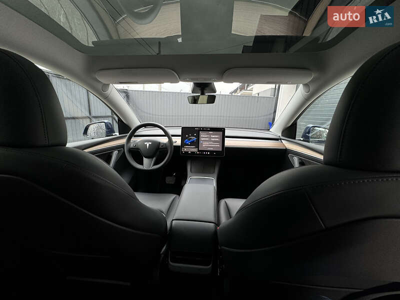Позашляховик / Кросовер Tesla Model Y 2023 в Львові