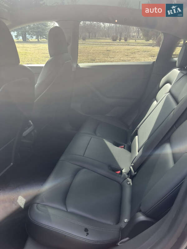 Внедорожник / Кроссовер Tesla Model Y 2021 в Харькове