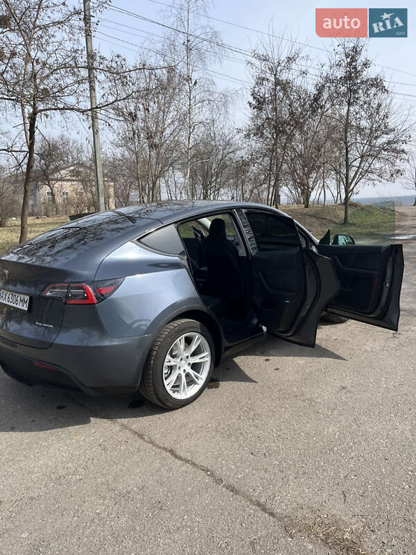Внедорожник / Кроссовер Tesla Model Y 2021 в Харькове