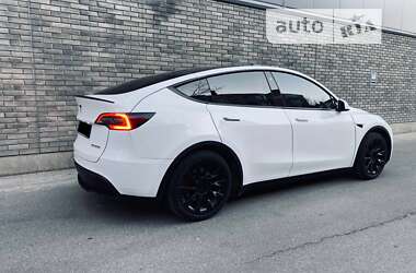 Позашляховик / Кросовер Tesla Model Y 2022 в Бучі