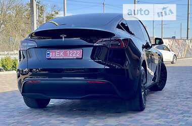 Внедорожник / Кроссовер Tesla Model Y 2022 в Ровно