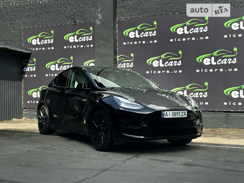 Внедорожник / Кроссовер Tesla Model Y 2021 в Киеве