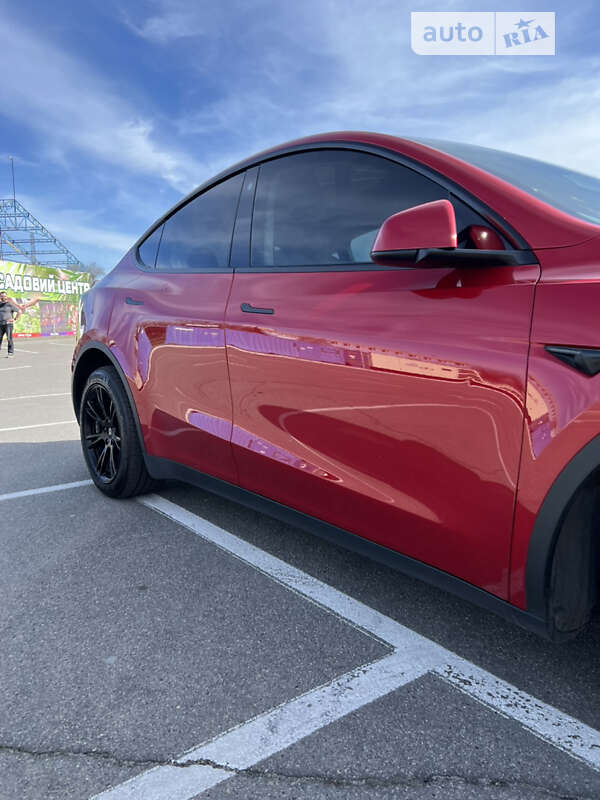Внедорожник / Кроссовер Tesla Model Y 2023 в Днепре
