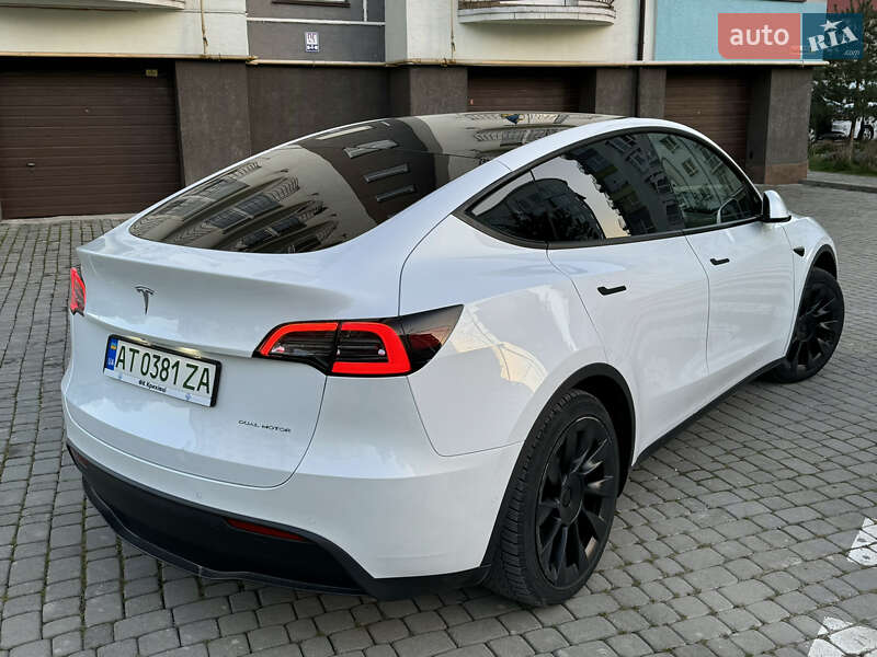 Внедорожник / Кроссовер Tesla Model Y 2022 в Ивано-Франковске