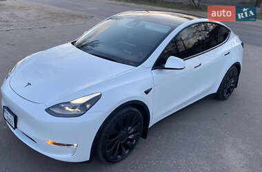 Tesla Model Y 2022