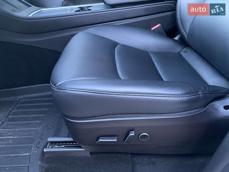 Внедорожник / Кроссовер Tesla Model Y 2022 в Одессе