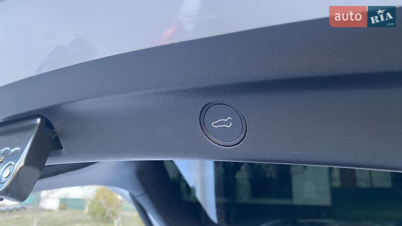Внедорожник / Кроссовер Tesla Model Y 2022 в Одессе