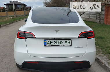 Внедорожник / Кроссовер Tesla Model Y 2023 в Днепре