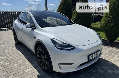 Позашляховик / Кросовер Tesla Model Y 2021 в Дніпрі