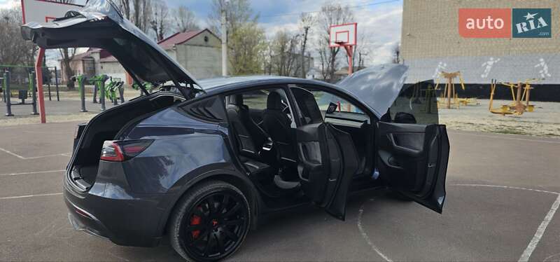 Внедорожник / Кроссовер Tesla Model Y 2021 в Харькове