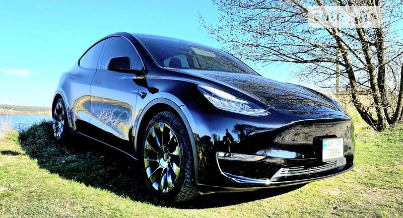 Внедорожник / Кроссовер Tesla Model Y 2022 в Днепре