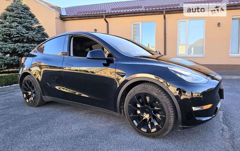 Внедорожник / Кроссовер Tesla Model Y 2022 в Днепре