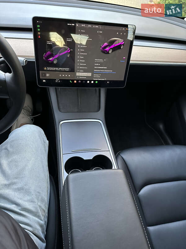 Внедорожник / Кроссовер Tesla Model Y 2021 в Львове