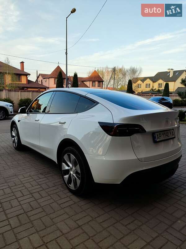 Внедорожник / Кроссовер Tesla Model Y 2022 в Запорожье