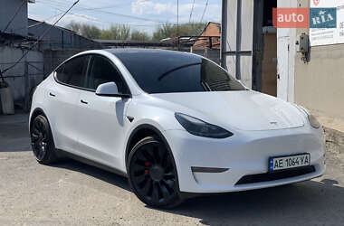 Tesla Model Y 2022