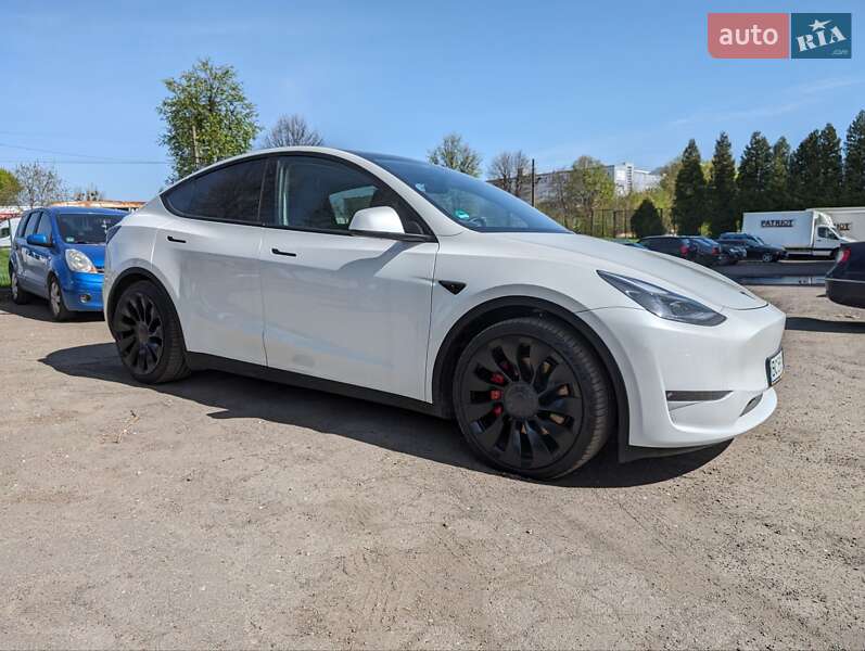 Внедорожник / Кроссовер Tesla Model Y 2022 в Львове