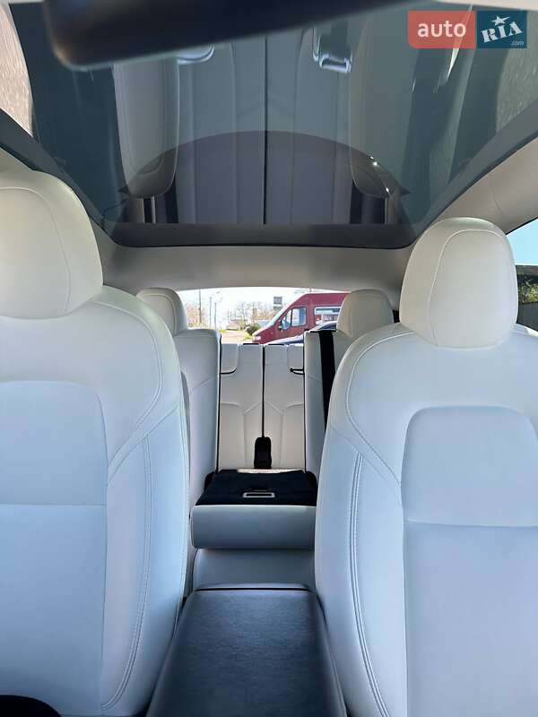Внедорожник / Кроссовер Tesla Model Y 2021 в Одессе фото 15 Внедорожник / Кроссовер Tesla Model Y 2021 в Одессе