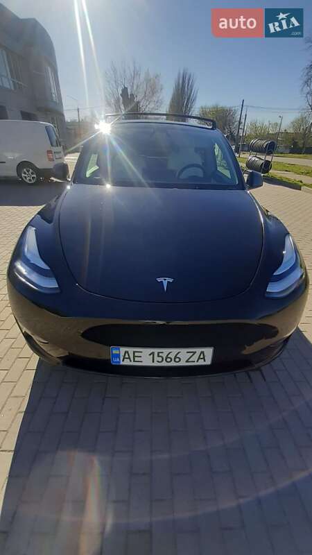 Позашляховик / Кросовер Tesla Model Y 2021 в Нікополі