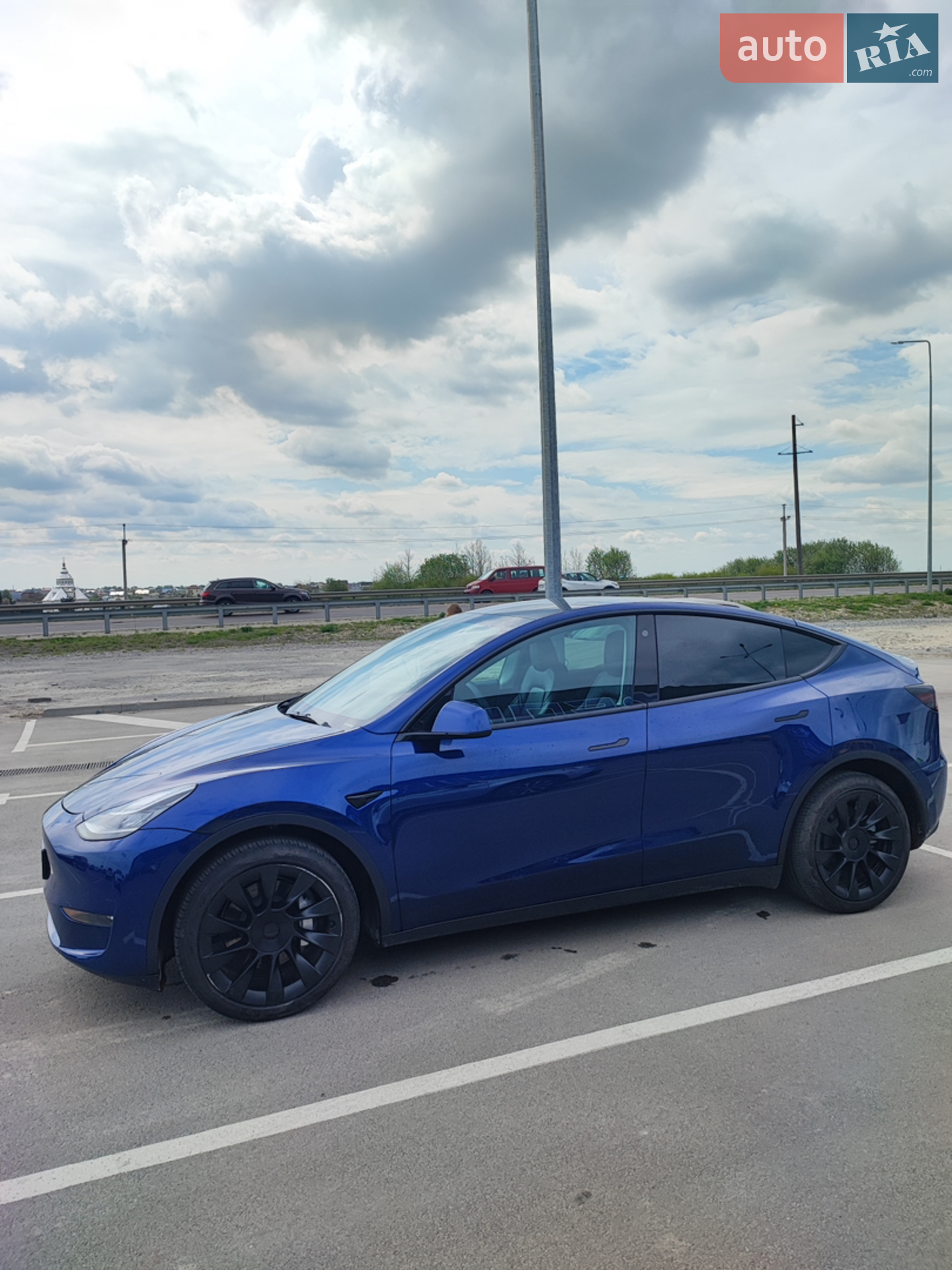 2022 Tesla Model Y - мініатюра 2
