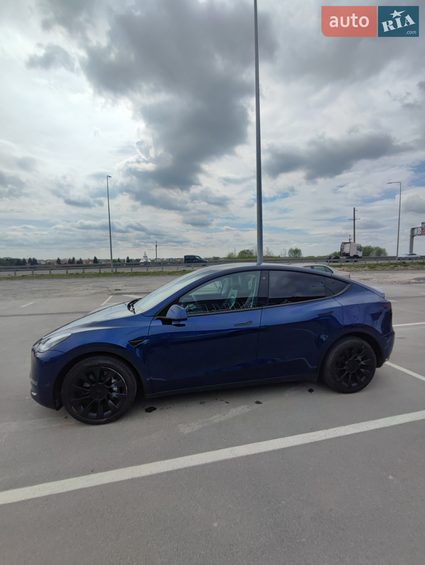 2022 Tesla Model Y - мініатюра 13